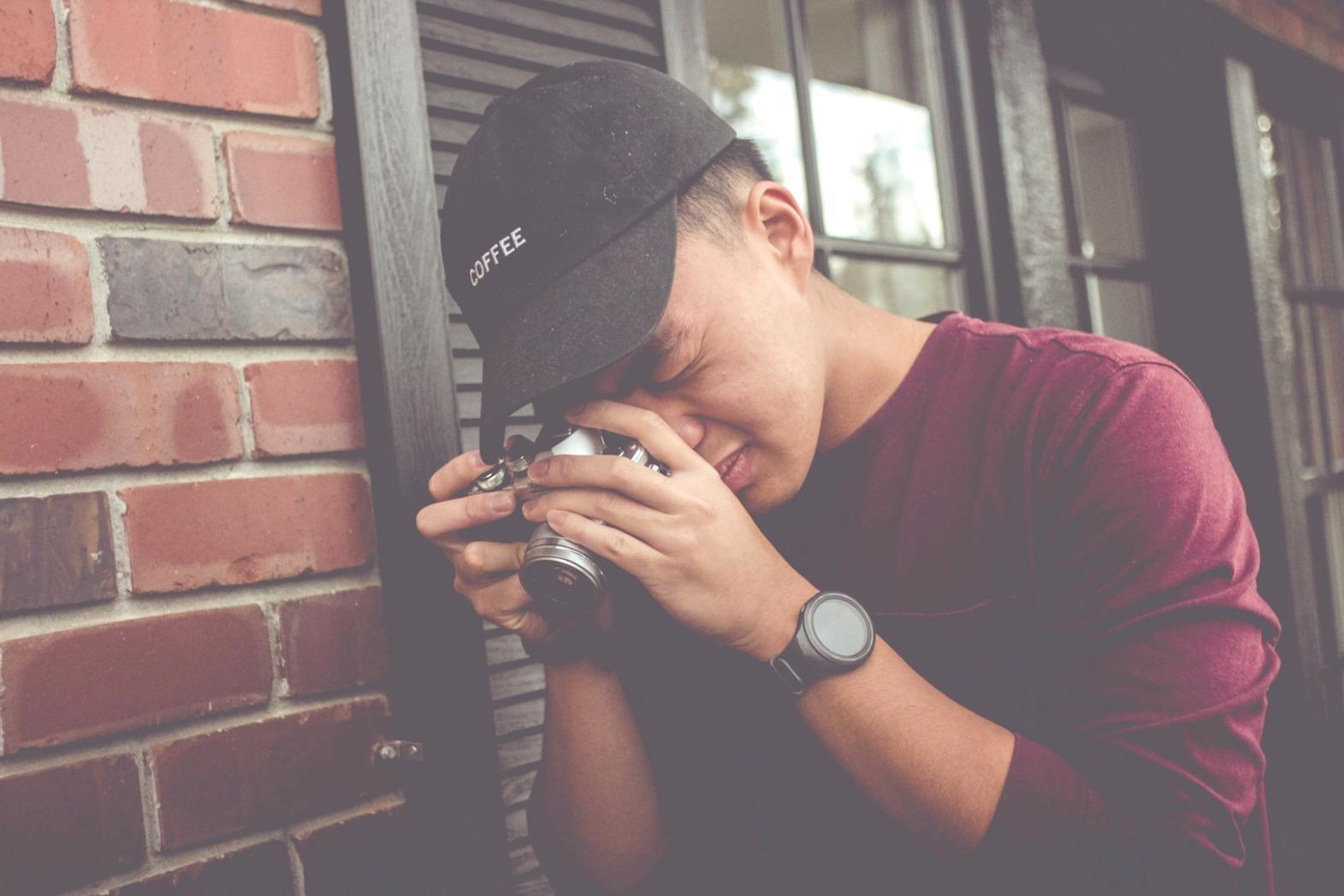 Ukážka procesu produktovej fotografie - svetlo a kompozícia